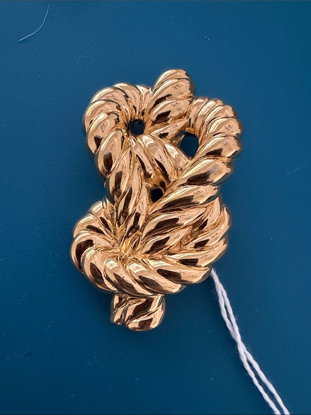 Nina Ricci 1989 Gold Tone Braided Leaf Statement Brooch